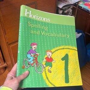 Horizons Spelling and Vocabulary Student Workbook Grade 1
